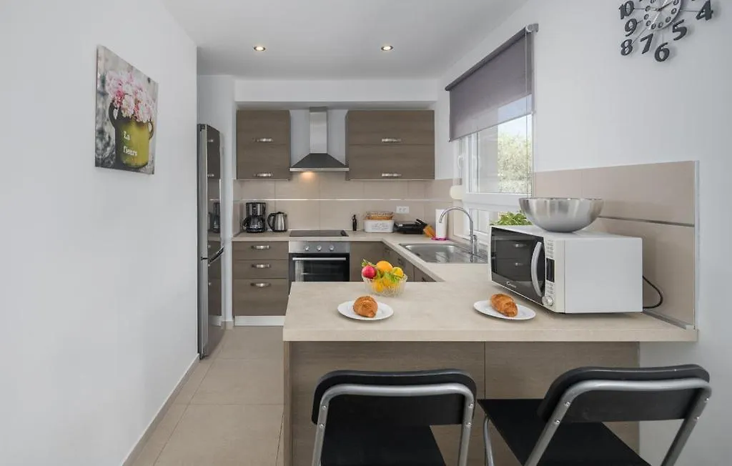 Kaštelir Villa Viktoria Poll&Garden View קרואטיה